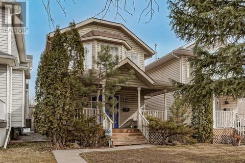 716 53 Avenue Sw, House detached with 3 bedrooms, 3 bathrooms and 2 parking in Calgary AB | Card Image