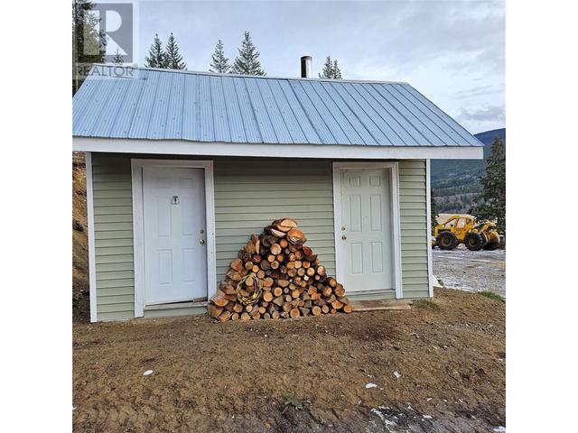 7955 China Valley Road, House detached with 2 bedrooms, 1 bathrooms and 1 parking in Thompson Nicola L (Grasslands) BC | Image 15