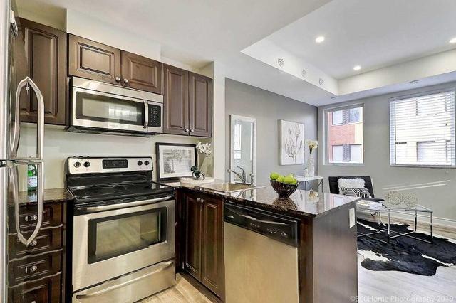 19 - 871 Wilson Ave W, Townhouse with 2 bedrooms, 2 bathrooms and 1 parking in Toronto ON | Image 5