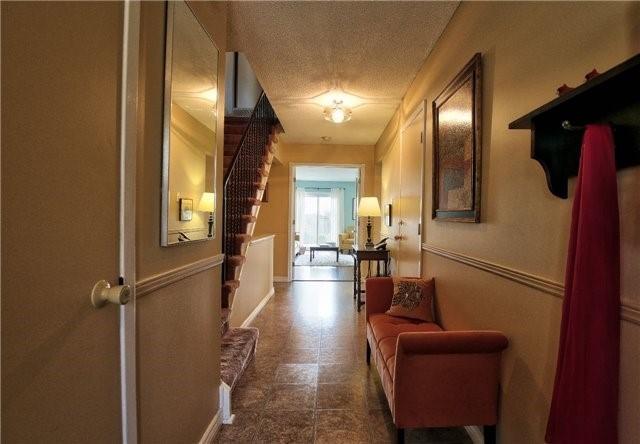 855 Hyland St, House attached with 3 bedrooms, 2 bathrooms and 4 parking in Whitby ON | Image 2