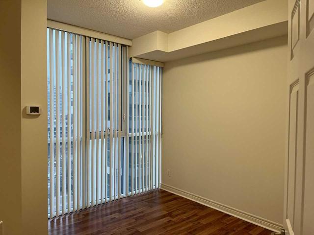 1105 - 339 Rathburn Rd W, Condo with 2 bedrooms, 2 bathrooms and 1 parking in Mississauga ON | Image 7