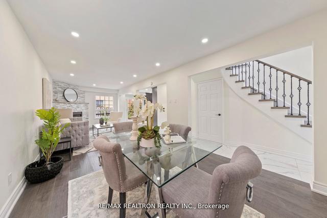63 Darby Crt, House detached with 5 bedrooms, 4 bathrooms and 5 parking in Toronto ON | Image 8