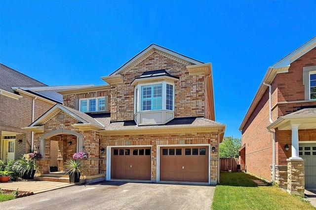 6 Howlett Cres, House detached with 4 bedrooms, 4 bathrooms and 4 parking in Ajax ON | Image 1