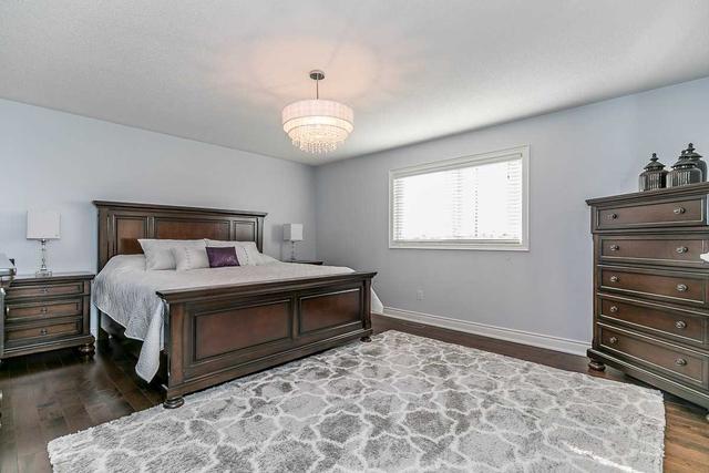 110 Sun King Cres, House detached with 4 bedrooms, 4 bathrooms and 6 parking in Barrie ON | Image 19