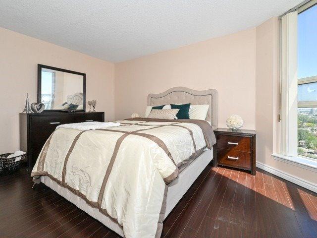 lph 16 - 2466 Eglinton Ave E, Condo with 3 bedrooms, 2 bathrooms and 2 parking in Toronto ON | Image 9