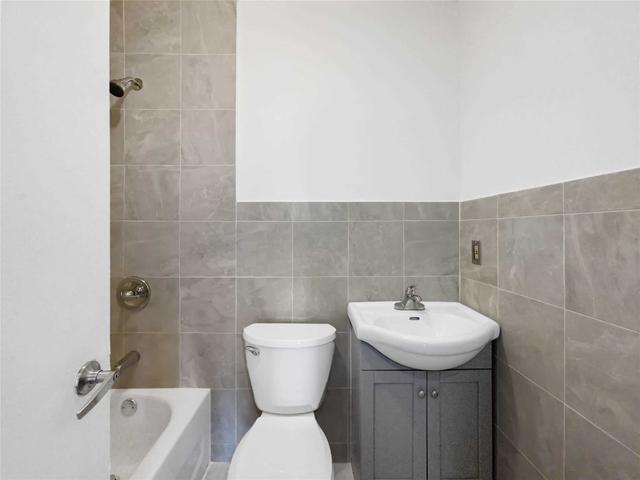 unit 1 - 946 Bloor St W, House detached with 2 bedrooms, 1 bathrooms and 0 parking in Toronto ON | Image 10