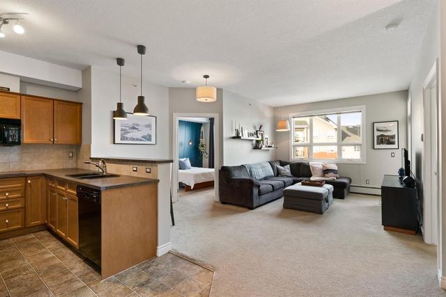 451 - 26 Val Gardena View Sw, Condo with 2 bedrooms, 2 bathrooms and 2 parking in Calgary AB | Image 5