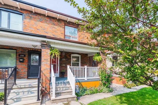 258 Gilbert Ave, House semidetached with 3 bedrooms, 2 bathrooms and 2 parking in Toronto ON | Image 12