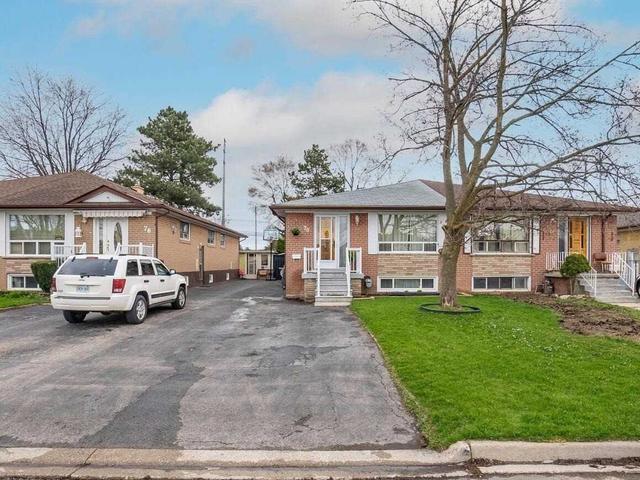 78 Kingsmere Cres, House semidetached with 4 bedrooms, 2 bathrooms and 6 parking in Brampton ON | Card Image