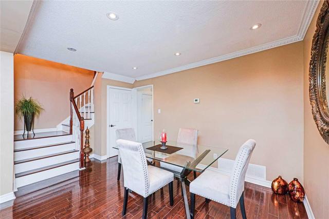 82 - 900 Central Park Dr, Townhouse with 3 bedrooms, 2 bathrooms and 1 parking in Brampton ON | Image 4