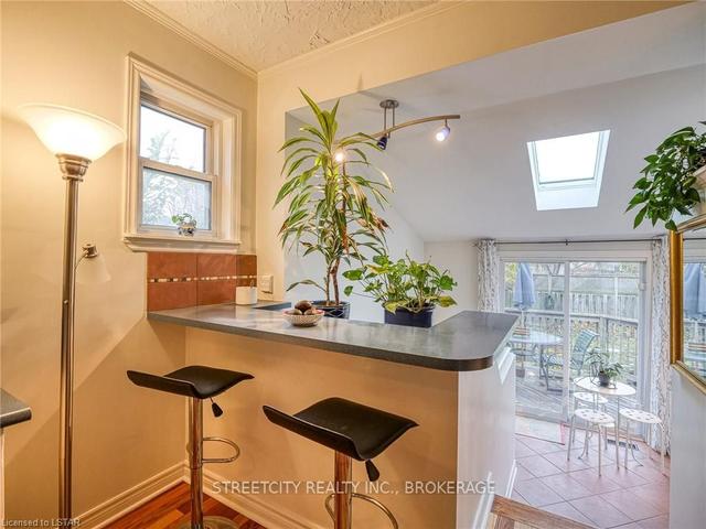 15 Southgate St, House detached with 2 bedrooms, 1 bathrooms and 2 parking in London ON | Image 14