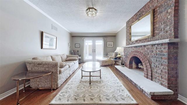 2 Empringham Cres, House detached with 4 bedrooms, 3 bathrooms and 4 parking in Markham ON | Image 34