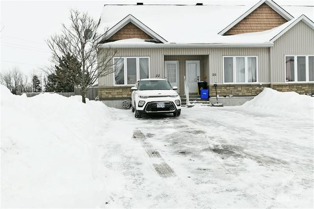 22 Spicer Street, Townhouse with 2 bedrooms, 2 bathrooms and 2 parking in Carleton Place ON | Image 1