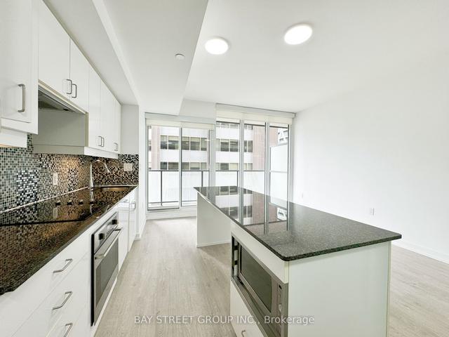 1107 - 426 University Ave, Condo with 1 bedrooms, 1 bathrooms and 0 parking in Toronto ON | Image 28