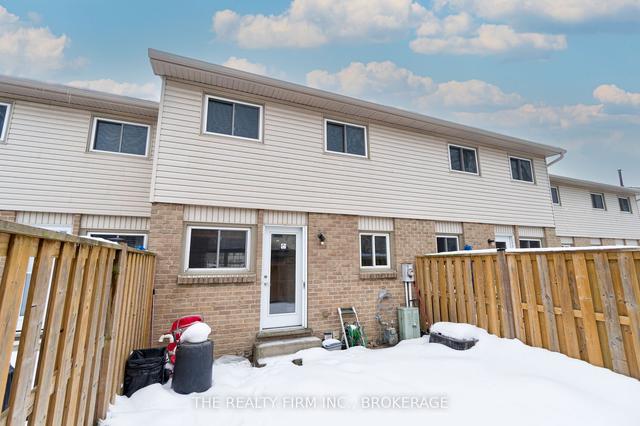 90 - 1725 Ernest Ave, Townhouse with 3 bedrooms, 2 bathrooms and 1 parking in London ON | Image 11