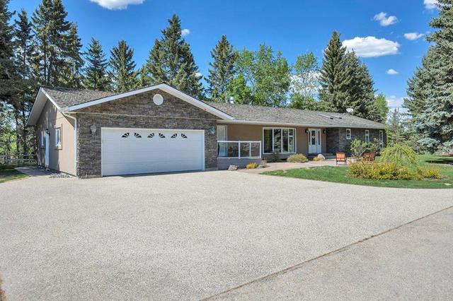 233027 Hwy 613, House detached with 4 bedrooms, 4 bathrooms and null parking in Wetaskiwin County No. 10 AB | Image 1