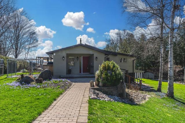 985 Lakeshore Rd E, House detached with 3 bedrooms, 2 bathrooms and 8 parking in Oro Medonte ON | Image 23