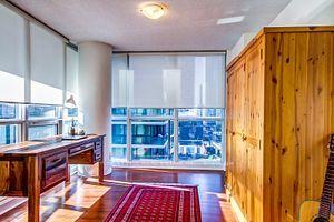 1210 - 18 Harbour St, Condo with 2 bedrooms, 2 bathrooms and 1 parking in Toronto ON | Image 17