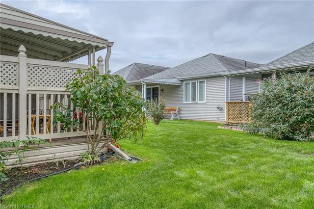 8 Sinclair Drive, House detached with 2 bedrooms, 1 bathrooms and 2 parking in Tillsonburg ON | Image 25