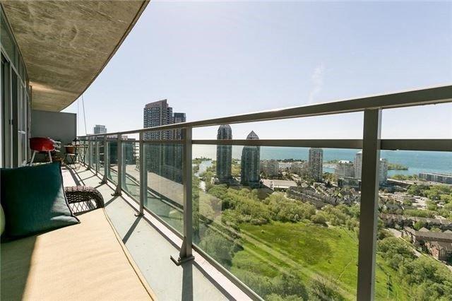 Lph 30 - 165 Legion Rd N, Condo with 2 bedrooms, 2 bathrooms and 1 parking in Toronto ON | Image 14