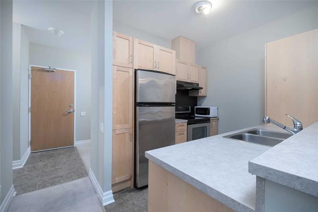 619 - 44 Bond St W, Condo with 1 bedrooms, 1 bathrooms and 1 parking in Oshawa ON | Image 5
