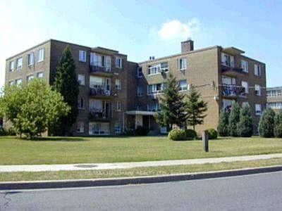 302 - 57 Neptune Dr, Condo with 2 bedrooms, 1 bathrooms and 1 parking in Toronto ON | Image 1