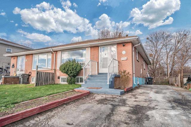 41 Aloma Cres, House semidetached with 3 bedrooms, 3 bathrooms and 4 parking in Brampton ON | Image 27