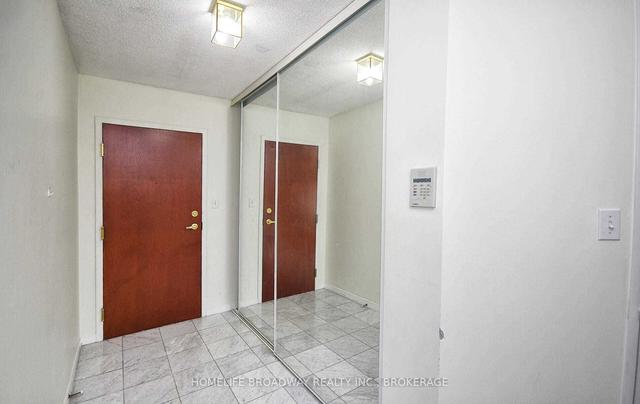 210 - 18 Hillcrest Ave, Condo with 2 bedrooms, 2 bathrooms and 1 parking in Toronto ON | Image 13