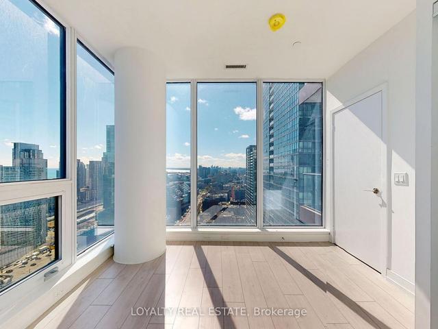 3602 - 55 Mercer St, Condo with 3 bedrooms, 2 bathrooms and 0 parking in Toronto ON | Image 11