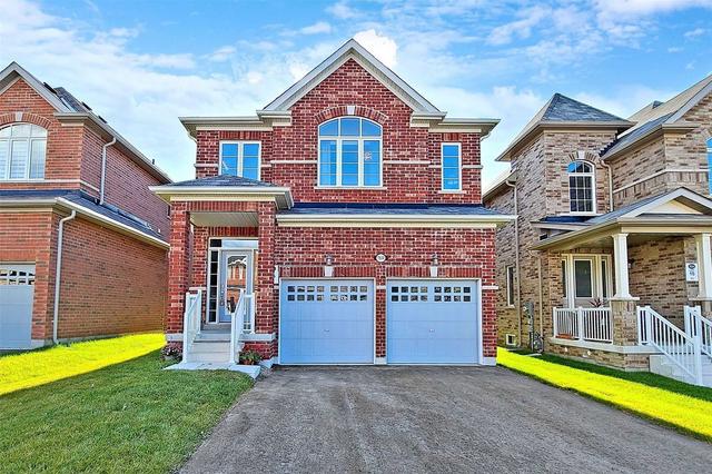 1900 Castlepoint Dr, House detached with 4 bedrooms, 4 bathrooms and 6 parking in Oshawa ON | Image 1