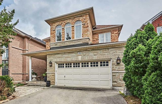 39 Queen Isabella Cres, House detached with 4 bedrooms, 3 bathrooms and 6 parking in Vaughan ON | Image 1