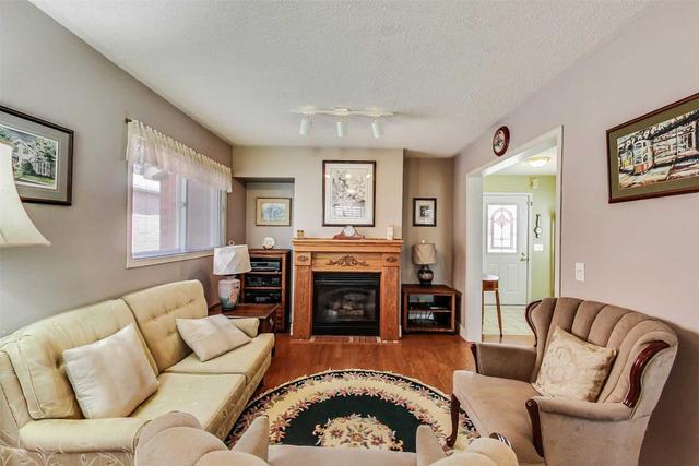 1308 Gallant Crt, House detached with 3 bedrooms, 2 bathrooms and 2 parking in Pickering ON | Image 34
