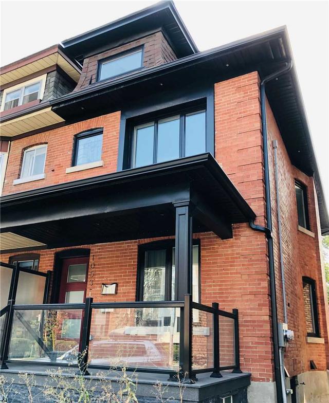 1053 College St, House semidetached with 4 bedrooms, 4 bathrooms and 0 parking in Toronto ON | Image 12