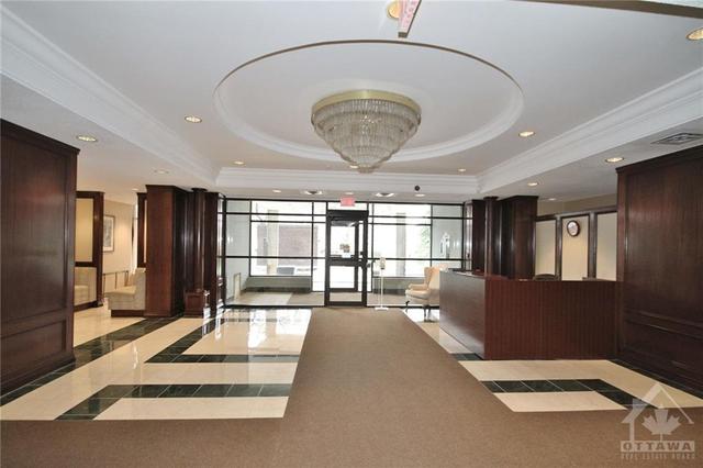 1007 - 1705 Playfair Drive, Condo with 2 bedrooms, 2 bathrooms and 1 parking in Ottawa ON | Image 5