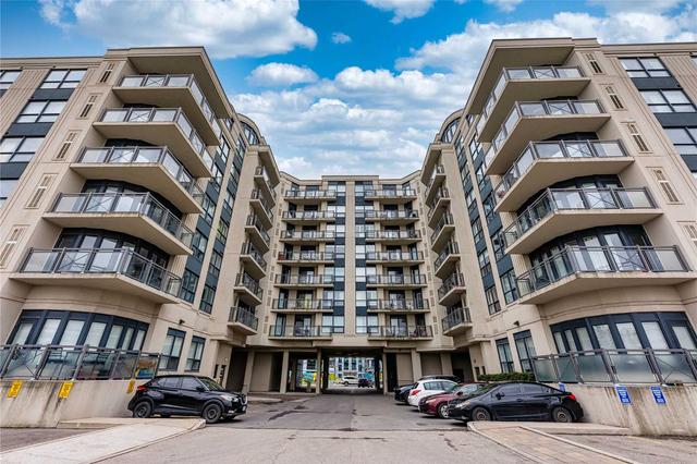 204 - 872 Sheppard Ave W, Condo with 2 bedrooms, 2 bathrooms and 1 parking in Toronto ON | Card Image
