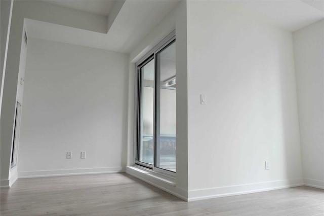 608 - 199 Richmond St W, Condo with 1 bedrooms, 1 bathrooms and 0 parking in Toronto ON | Image 2