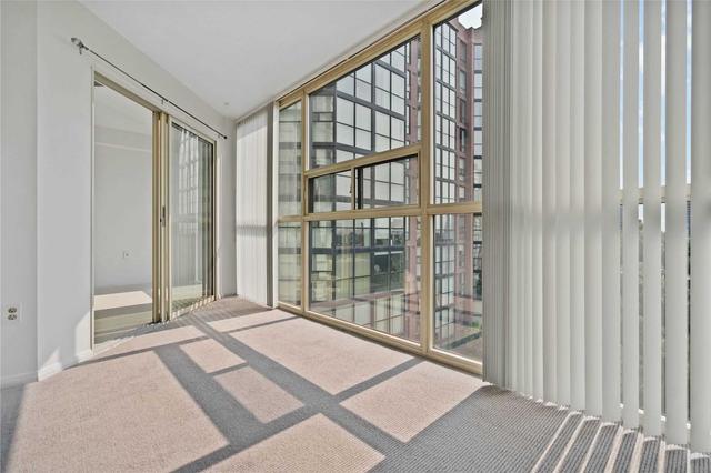 711 - 705 King St W, Condo with 1 bedrooms, 1 bathrooms and 1 parking in Toronto ON | Image 22