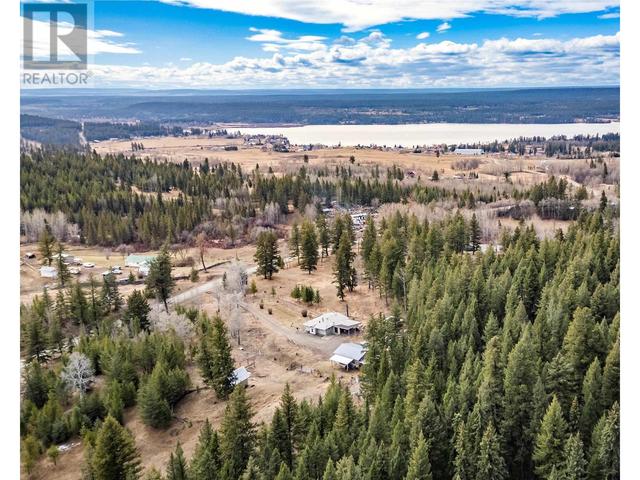 4939 Timothy Lake Road, House detached with 3 bedrooms, 2 bathrooms and null parking in Cariboo G BC | Image 38