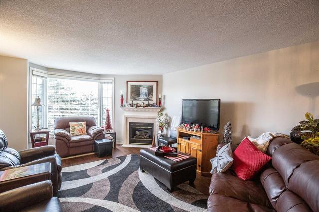208 - 990 Golf Links Rd, Condo with 2 bedrooms, 2 bathrooms and 1 parking in Hamilton ON | Image 11