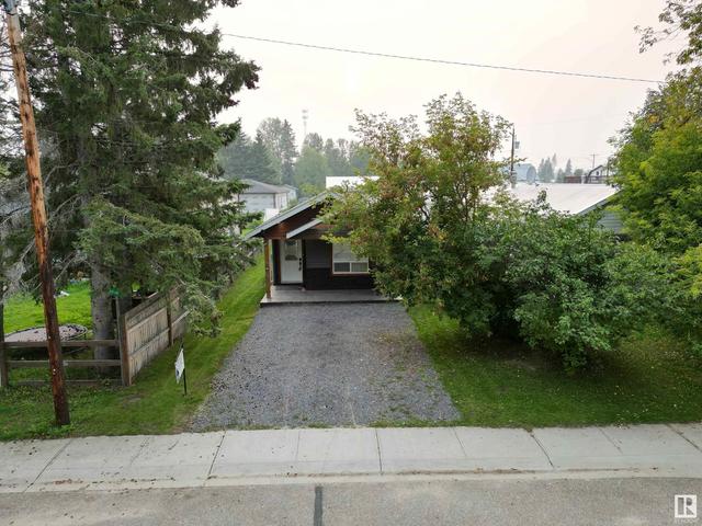 4910 50 St, House detached with 3 bedrooms, 2 bathrooms and null parking in Yellowhead County AB | Image 46