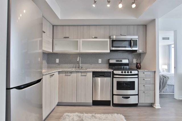911w - 36 Lisgar St, Condo with 2 bedrooms, 2 bathrooms and 1 parking in Toronto ON | Image 31