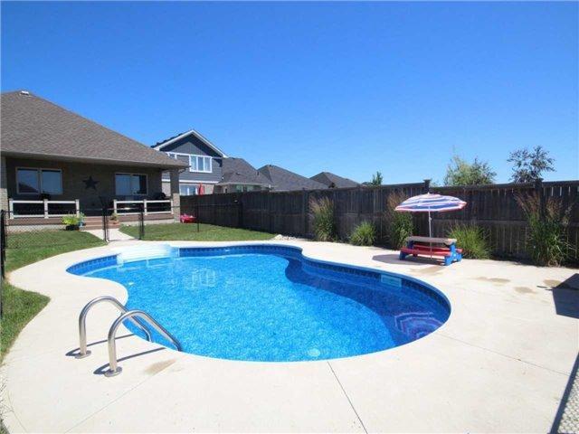 941 Riopelle Dr, House detached with 3 bedrooms, 3 bathrooms and 2 parking in Sarnia ON | Image 19