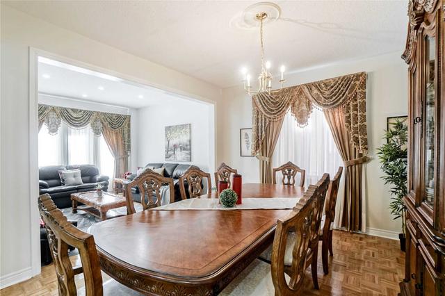 10 Emperor Dr, House detached with 5 bedrooms, 5 bathrooms and 6 parking in Brampton ON | Image 5