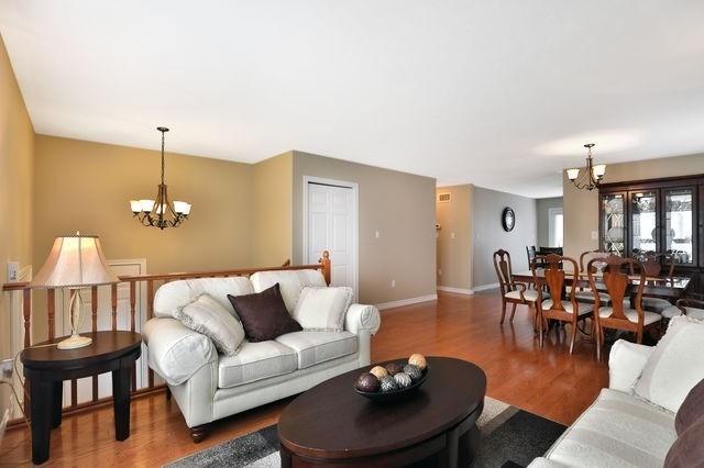 36 Osborn Ave, House detached with 2 bedrooms, 2 bathrooms and 2 parking in Brantford ON | Image 5