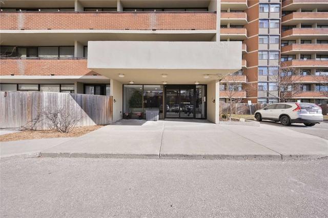 304 - 2301 Derry Rd W, Condo with 2 bedrooms, 1 bathrooms and 1 parking in Mississauga ON | Image 17