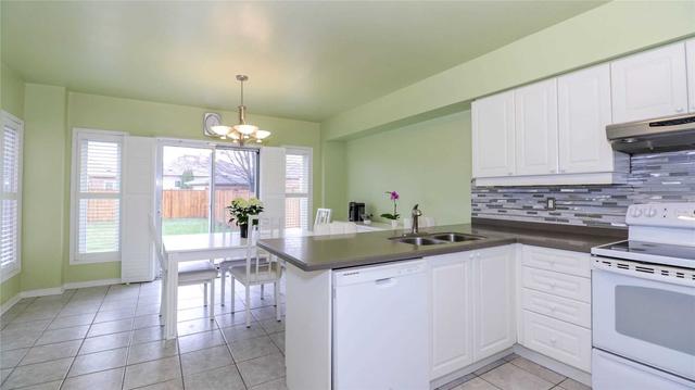 27 Sweet Water Cres, House detached with 4 bedrooms, 3 bathrooms and 6 parking in Richmond Hill ON | Image 35