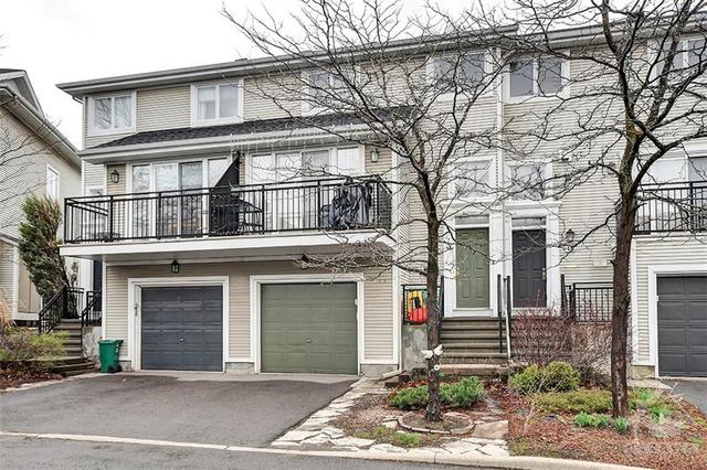 13 Maxton Private, Townhouse with 2 bedrooms, 2 bathrooms and 2 parking in Ottawa ON | Image 2