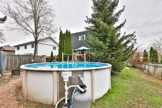 2368 Cavendish Dr, House detached with 4 bedrooms, 3 bathrooms and 4 parking in Burlington ON | Image 33
