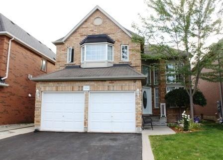104 Sunny Meadow Blvd, House detached with 4 bedrooms, 4 bathrooms and 4 parking in Brampton ON | Image 1