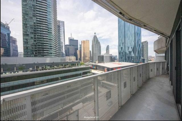 1202 - 100 Harbour St, Condo with 2 bedrooms, 2 bathrooms and 0 parking in Toronto ON | Image 20